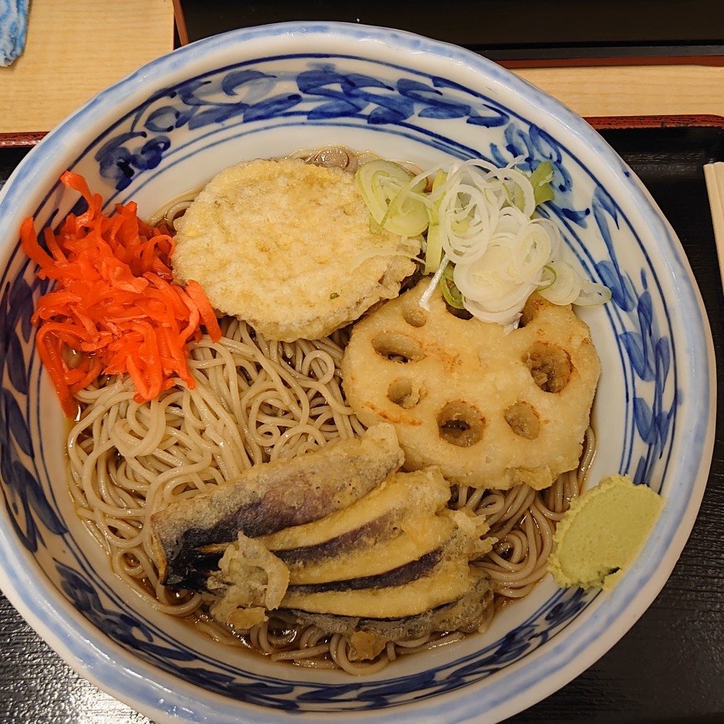 ユーザーが投稿した野菜天り合わせの写真 - 実際訪問したユーザーが直接撮影して投稿した日本橋本町そば鰹節問屋直営 そばよしの写真