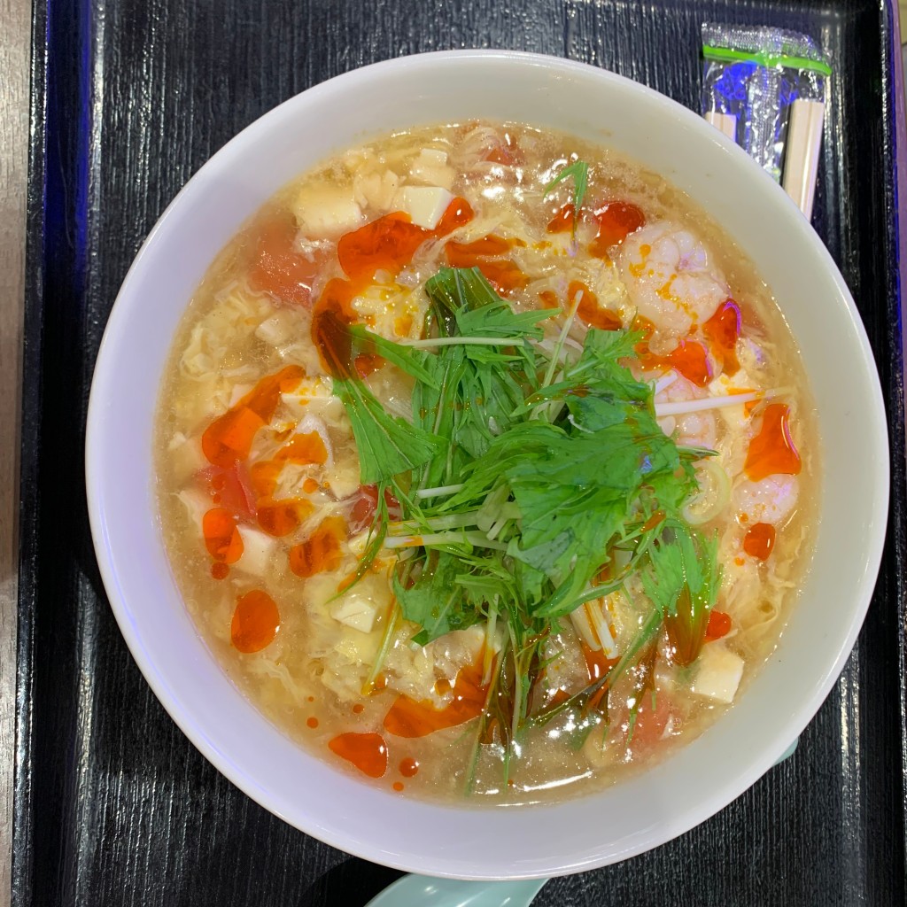 ユーザーが投稿したトマト、海老サンラーの写真 - 実際訪問したユーザーが直接撮影して投稿した本町西中華料理王記厨房 イオン与野店の写真