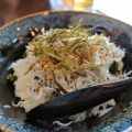 鎌倉 湘南の名産 釜揚げしらす丼 - 実際訪問したユーザーが直接撮影して投稿した小町定食屋楽縁の写真のメニュー情報