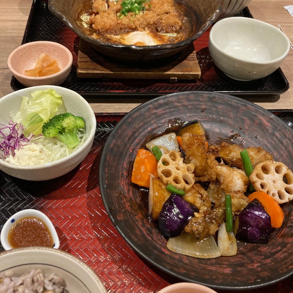 ユーザーが投稿した[定食]チキン味噌かつ煮の写真 - 実際訪問したユーザーが直接撮影して投稿した厚別中央二条定食屋大戸屋 新さっぽろサンピアザ店の写真