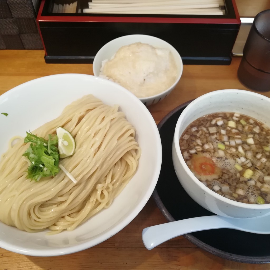 ユーザーが投稿したとりもつつけ麺+とろろご飯の写真 - 実際訪問したユーザーが直接撮影して投稿した日本橋西ラーメン / つけ麺清麺屋の写真