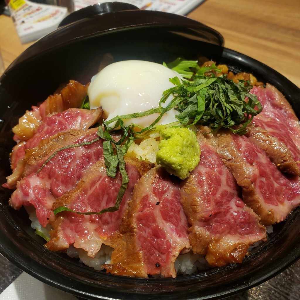 ユーザーが投稿した上 あか牛丼の写真 - 実際訪問したユーザーが直接撮影して投稿した桜町定食屋肉食堂よかよか サクラマチ店の写真