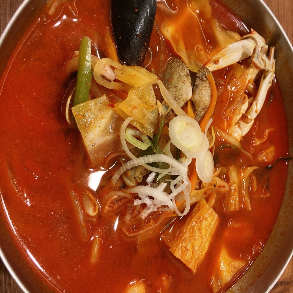 ユーザーが投稿した海鮮赤ちゃんぽんの写真 - 実際訪問したユーザーが直接撮影して投稿した落合韓国料理韓国家庭料理ジャンモ ココリア多摩センター店の写真