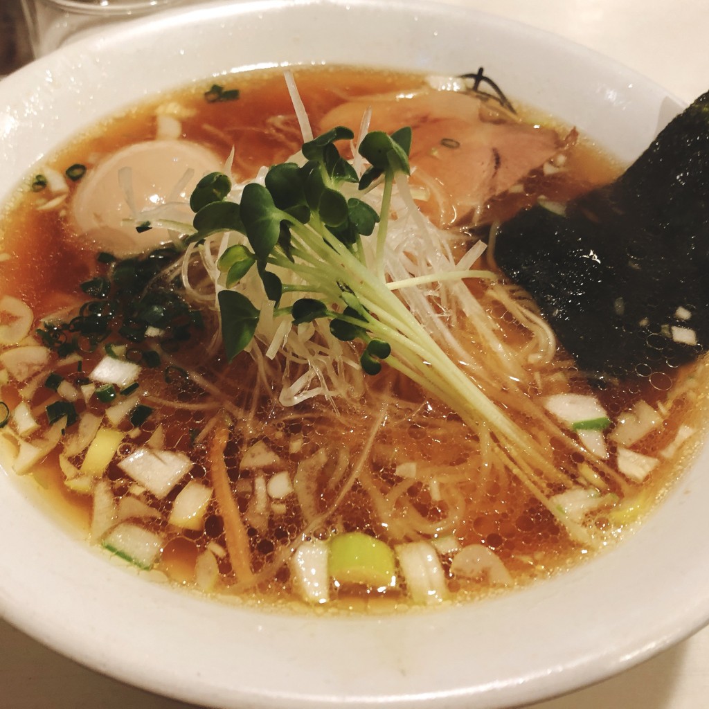 ユーザーが投稿した侍ラーメン 醤油 味玉の写真 - 実際訪問したユーザーが直接撮影して投稿したおゆみ野南ラーメン専門店麺屋 侍の写真