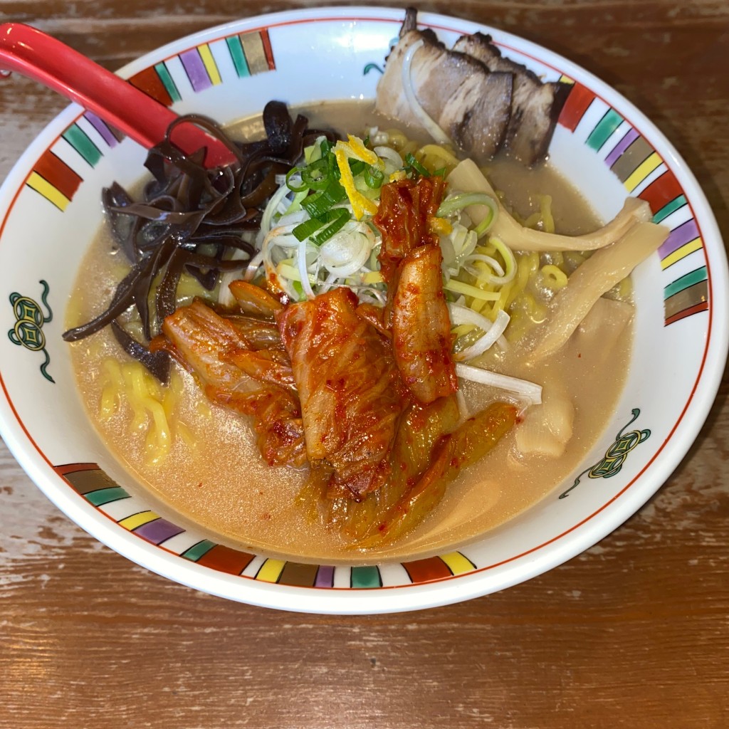 ユーザーが投稿したキムチラーメン(ランパス特別メニュー)の写真 - 実際訪問したユーザーが直接撮影して投稿した北久米町ラーメン / つけ麺麺工房 茜屋の写真