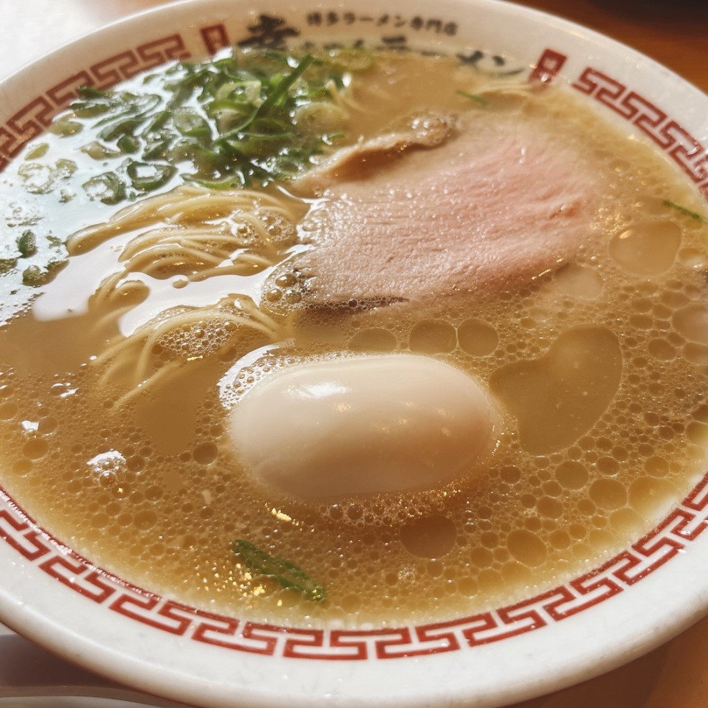 ユーザーが投稿した味玉ラーメンの写真 - 実際訪問したユーザーが直接撮影して投稿した博多駅前ラーメン専門店幸ちゃんラーメン 博多本店の写真