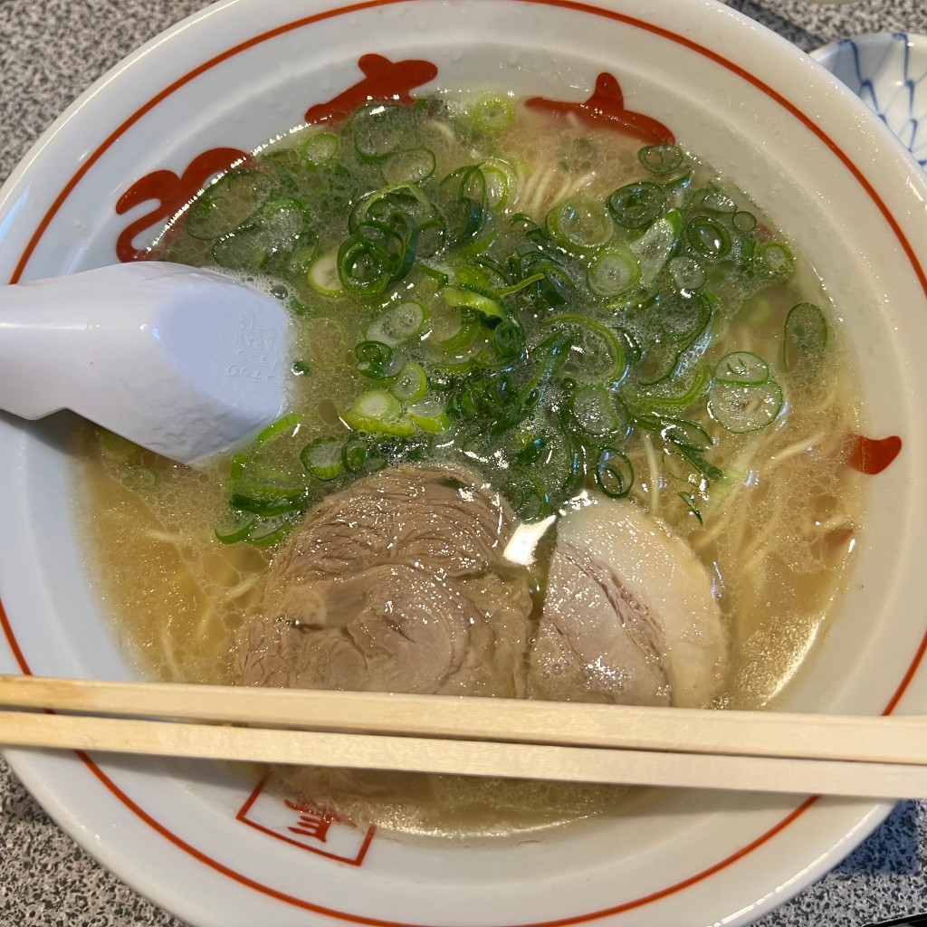 ユーザーが投稿した長浜ラーメンの写真 - 実際訪問したユーザーが直接撮影して投稿した中洲ラーメン / つけ麺やまちゃん 中洲店の写真