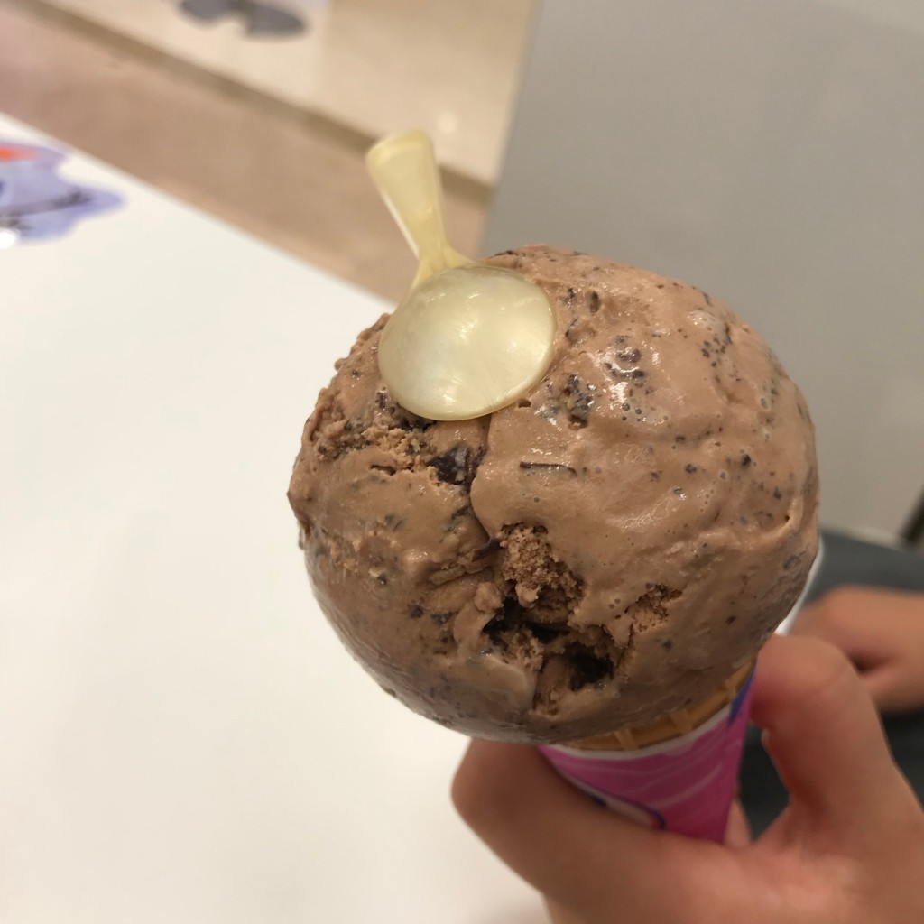 ユーザーが投稿したチョップドチョコレートの写真 - 実際訪問したユーザーが直接撮影して投稿した大湾アイスクリームサーティワンアイスクリーム サンエー大湾シティ店の写真