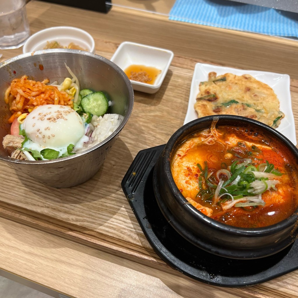 ユーザーが投稿したF選べるハーフセットの写真 - 実際訪問したユーザーが直接撮影して投稿した韓国料理韓美膳 ららぽーと愛知東郷店の写真