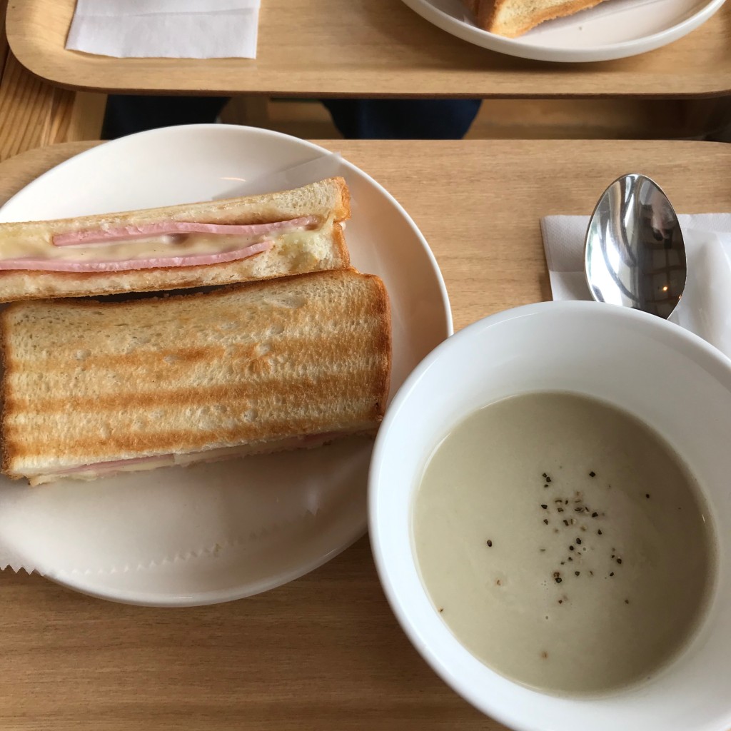 実際訪問したユーザーが直接撮影して投稿した百沢喫茶店リトル ヌックの写真