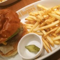 実際訪問したユーザーが直接撮影して投稿した四谷ハンバーガーIsland Burgers 四谷三丁目店の写真