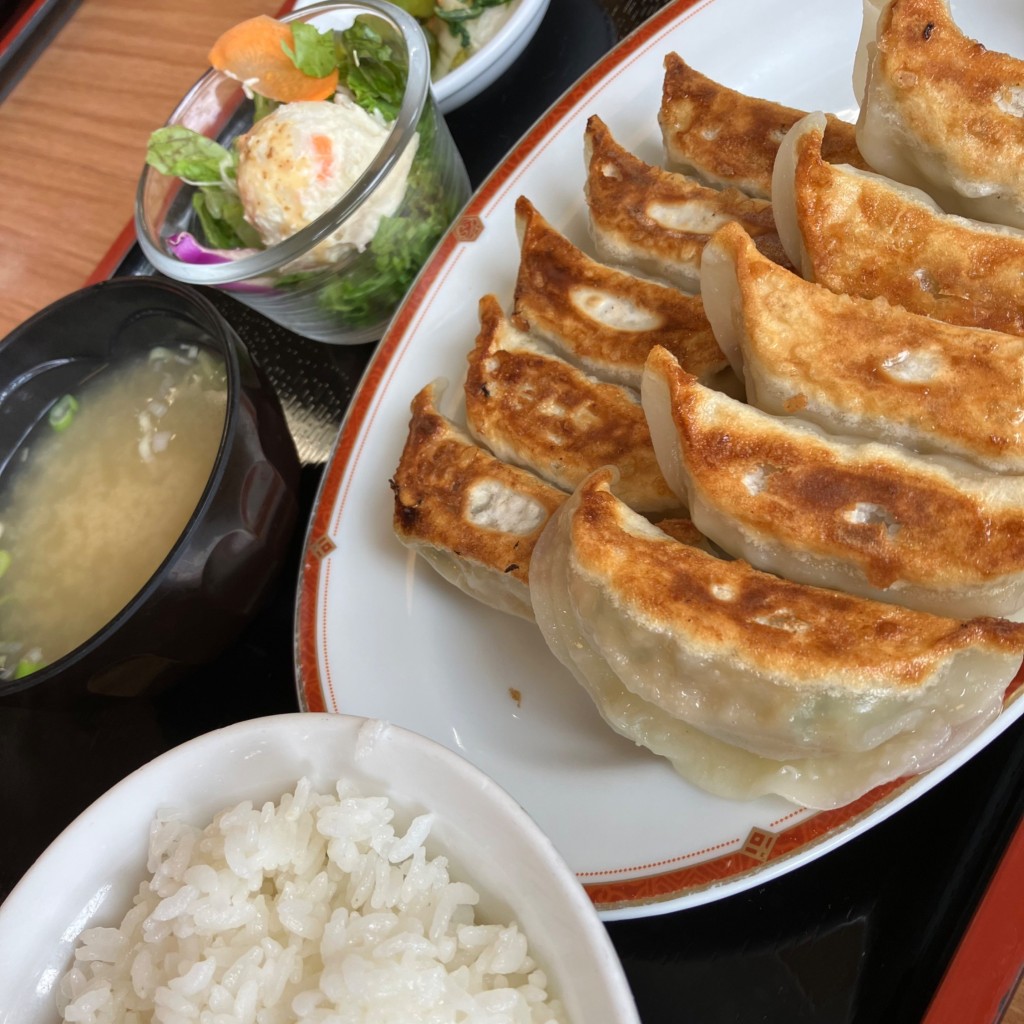 ユーザーが投稿した餃子定食の写真 - 実際訪問したユーザーが直接撮影して投稿した手稲富丘点心 / 飲茶餃子苑 富丘の里の写真