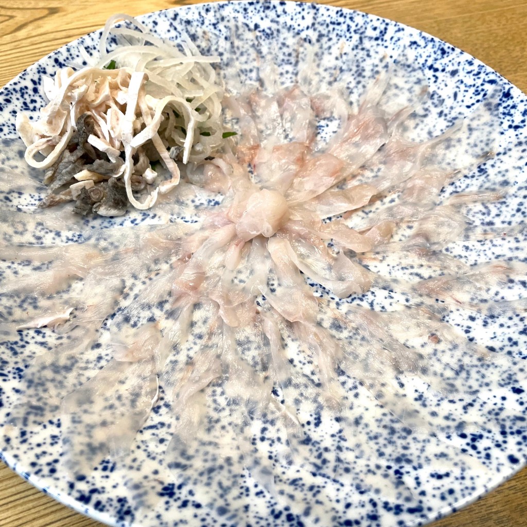 ユーザーが投稿したふぐ刺身の写真 - 実際訪問したユーザーが直接撮影して投稿した千駄木和食 / 日本料理季節料理 ふくやの写真
