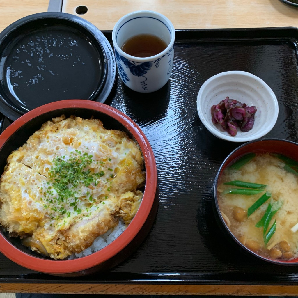 実際訪問したユーザーが直接撮影して投稿した葛塚定食屋林屋大衆食堂の写真