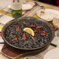イカ墨のパエリア - 実際訪問したユーザーが直接撮影して投稿した西本町スペイン料理八幡バル8の写真のメニュー情報