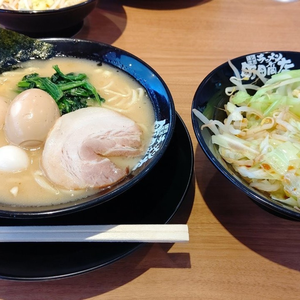 ユーザーが投稿した味たまラーメン、味たま、野菜トッピングの写真 - 実際訪問したユーザーが直接撮影して投稿した神和町ラーメン専門店町田商店 姫路店の写真