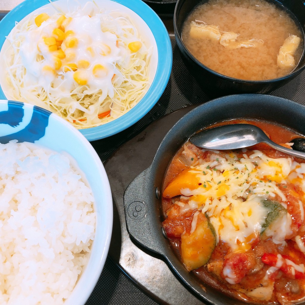 ユーザーが投稿したカチャトーラ定食の写真 - 実際訪問したユーザーが直接撮影して投稿した元吉田町牛丼松屋 水戸バイパス店の写真