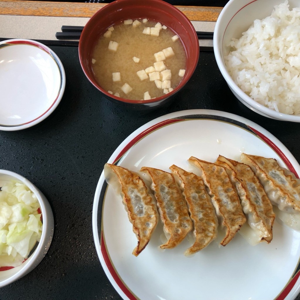 ユーザーが投稿した餃子定食の写真 - 実際訪問したユーザーが直接撮影して投稿した南十八条西餃子みよしの 山鼻店の写真