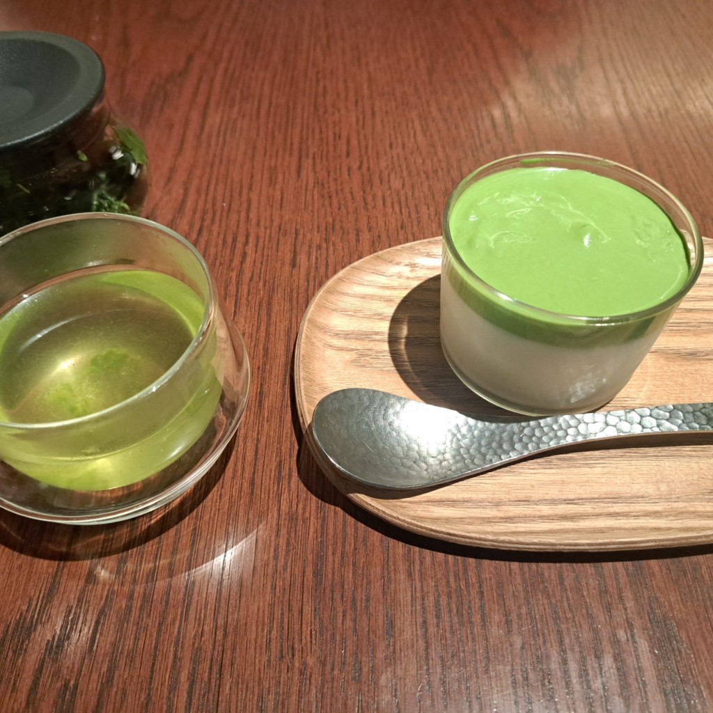 ユーザーが投稿した抹茶プリンの写真 - 実際訪問したユーザーが直接撮影して投稿した道玄坂日本茶専門店京都宇治 藤井茗縁の写真