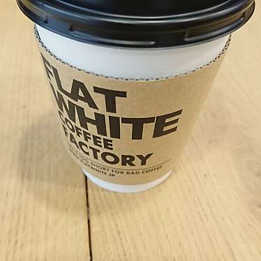 実際訪問したユーザーが直接撮影して投稿した下増田カフェFLATWHITE COFFEE FACTORY 仙台空港店の写真