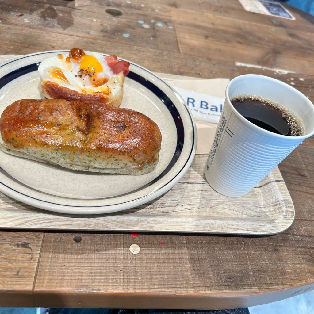 ユーザーが投稿した日本一食べやすい焼きそばパンの写真 - 実際訪問したユーザーが直接撮影して投稿した本町ベーカリーR Baker エキアプレミエ和光店の写真