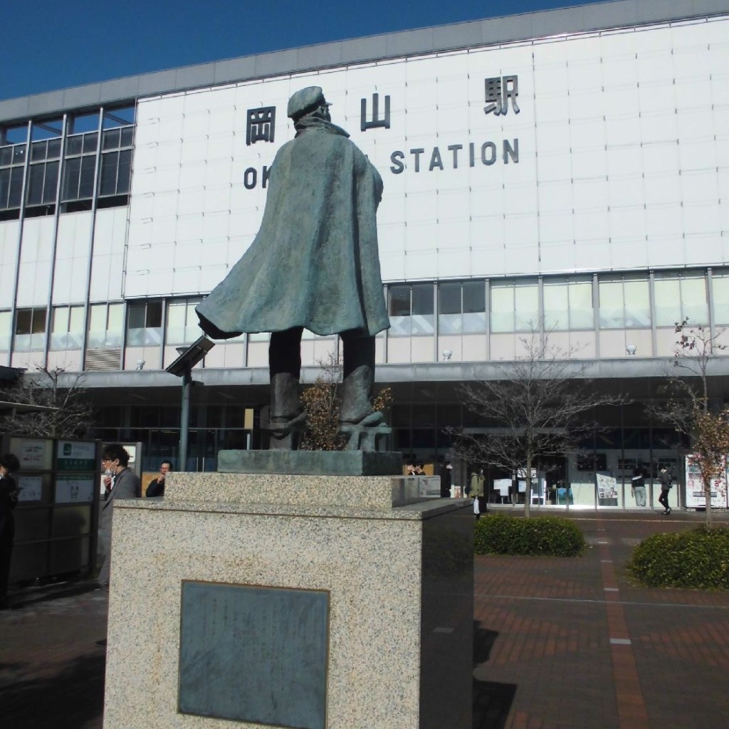 エル・カンターレさんが投稿した駅元町銅像のお店青春感謝像/セイシュンカンシャゾウの写真