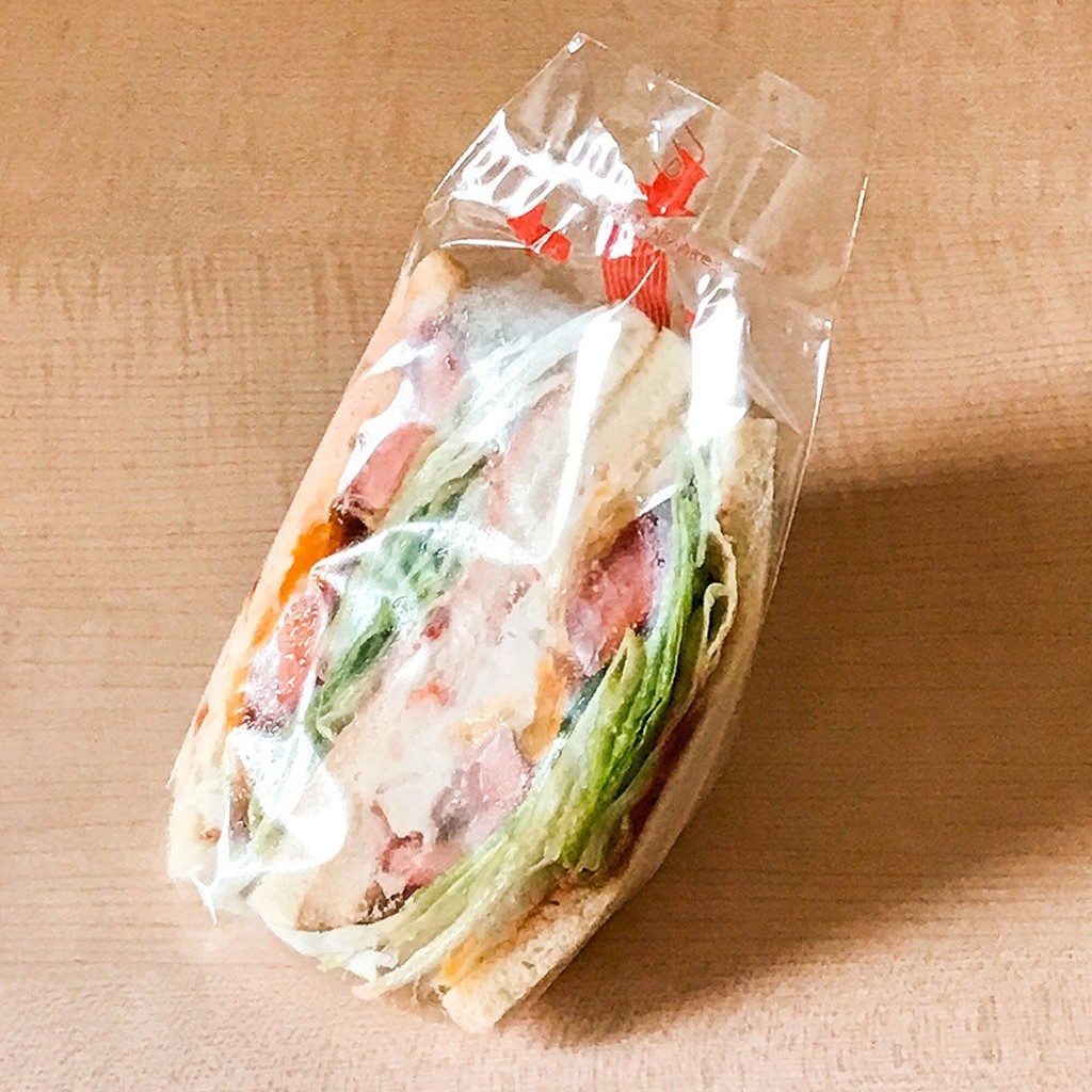 ユーザーが投稿したスパイシ月見野菜の写真 - 実際訪問したユーザーが直接撮影して投稿した名瀬幸町サンドイッチ奄美の写真