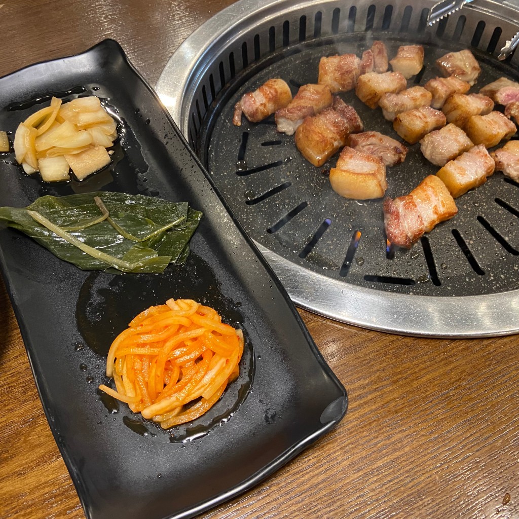 hinayさんが投稿した百人町韓国料理のお店SOOKDAL 新大久保店/スッタルデジ シンオオクボテンの写真