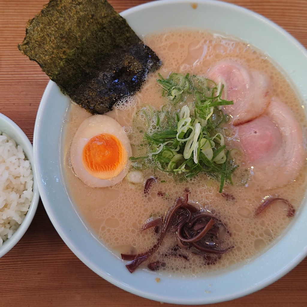 MHC会長さんが投稿した名島ラーメン / つけ麺のお店博多濃麻呂 名島橋店/ハカタコクマロナジマバシテンの写真