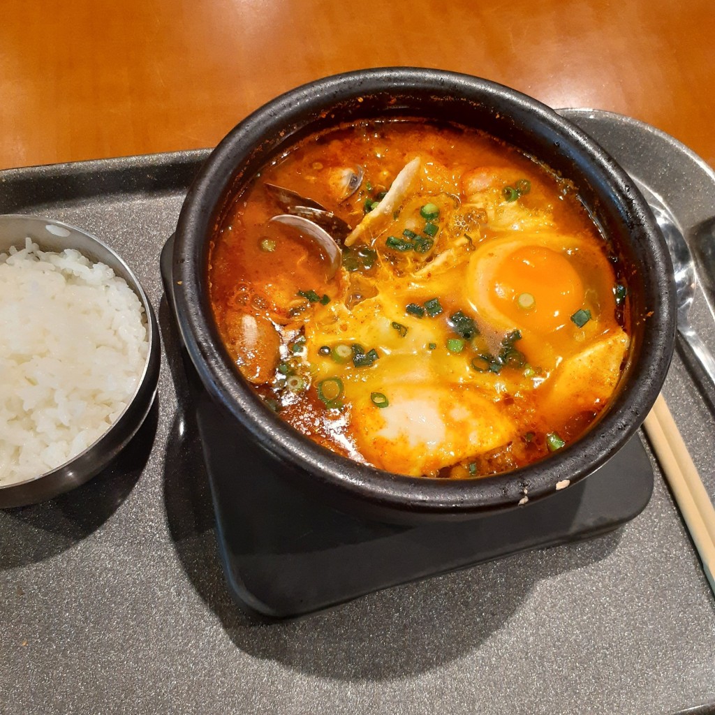 ユーザーが投稿したスンドゥブラーメンの写真 - 実際訪問したユーザーが直接撮影して投稿した豊砂韓国料理明洞食堂 イオンモール幕張新都心店の写真
