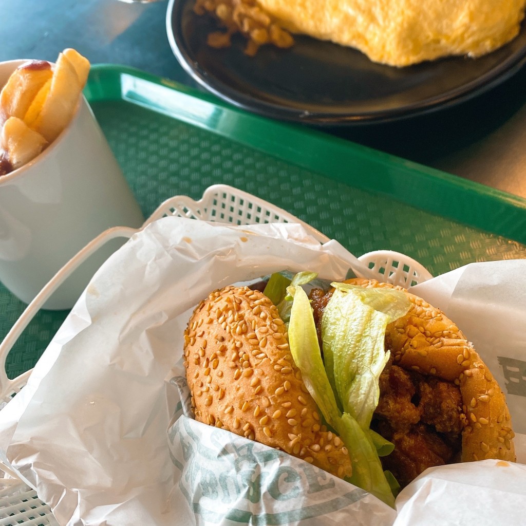 おでかけきろくさんが投稿した末広町ハンバーガーのお店ラッキーピエロ マリーナ末広店/ラッキーピエロ マリーナスエヒロテンの写真