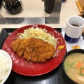 ロースカツ定食 - 実際訪問したユーザーが直接撮影して投稿した前田町とんかつかつや 豊田前田町店の写真のメニュー情報