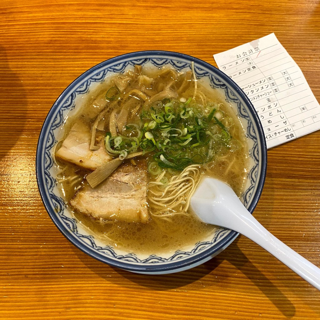 芸術家志望麺固めさんが投稿した大名ラーメン専門店のお店節ちゃんラーメン 天神本店/セッチャンラーメン テンジンホンテンの写真