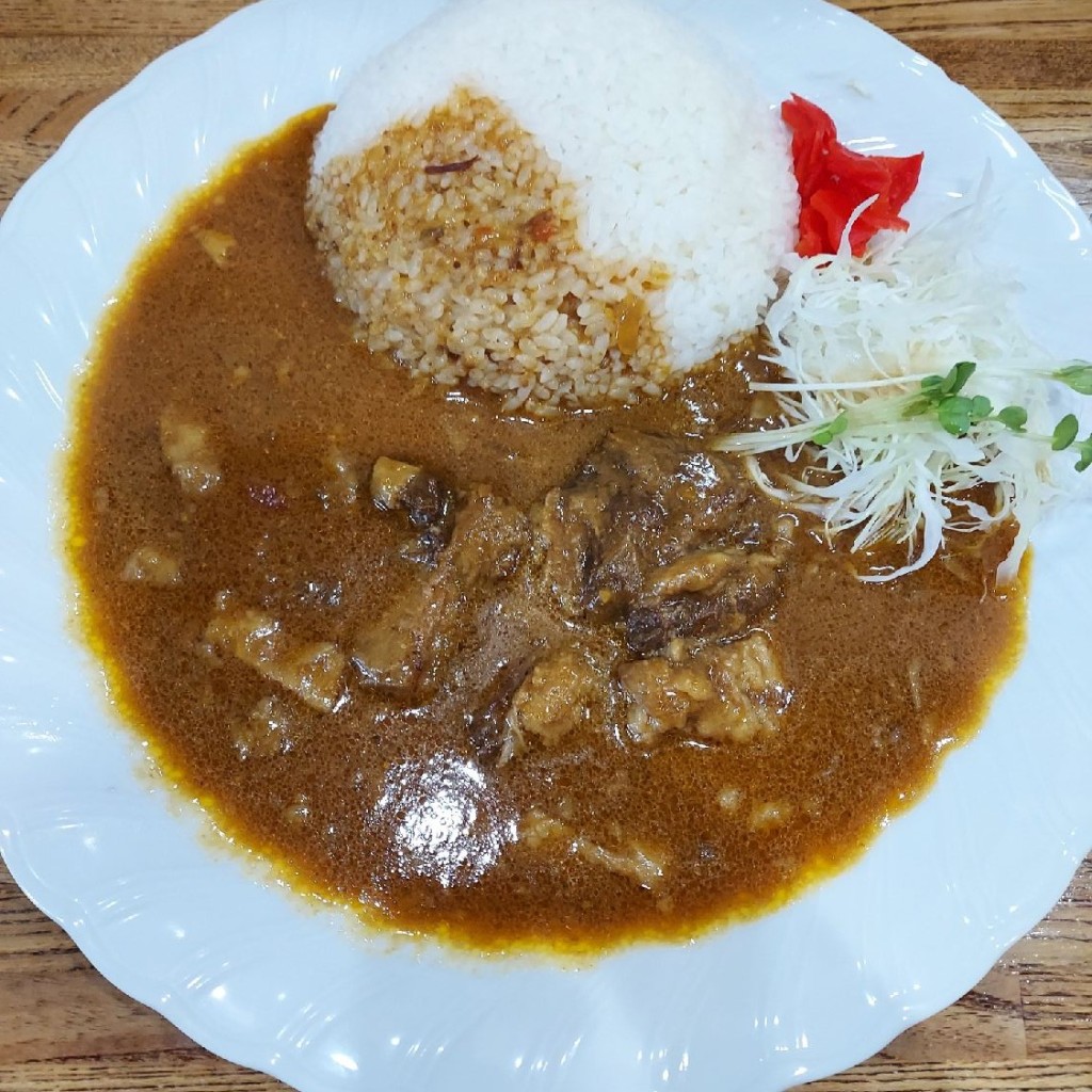 カレ哲さんが投稿した千代田カレーのお店山田カリー/ヤマダカリーの写真