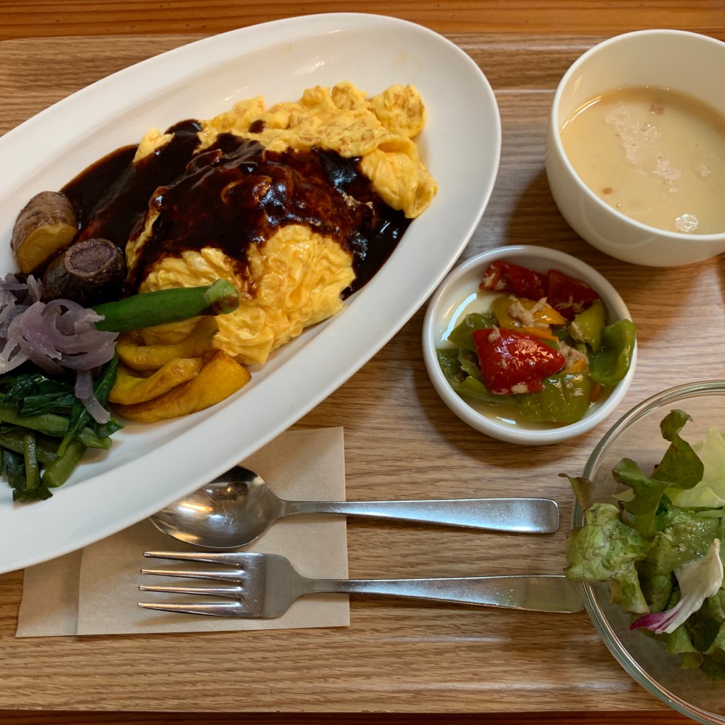 ユーザーが投稿したオムライスの写真 - 実際訪問したユーザーが直接撮影して投稿した関口カフェ野菜倶楽部 オトノハカフェの写真