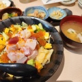 特上ばらちらし丼 - 実際訪問したユーザーが直接撮影して投稿した桜台魚介 / 海鮮料理酒菜と炭火 山海鮮の写真のメニュー情報