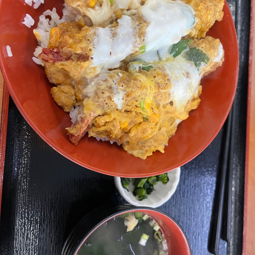 ユーザーが投稿した海老カツ丼 2本の写真 - 実際訪問したユーザーが直接撮影して投稿した金谷魚介 / 海鮮料理漁師料理 かなやの写真