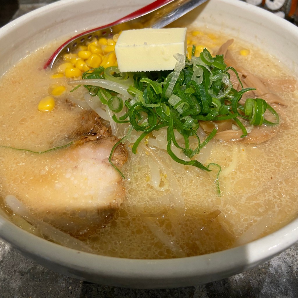 orion4649さんが投稿した広尾ラーメン専門店のお店らーめん 北の大地 恵比寿店/ラーメン キタノダイチ エビステンの写真