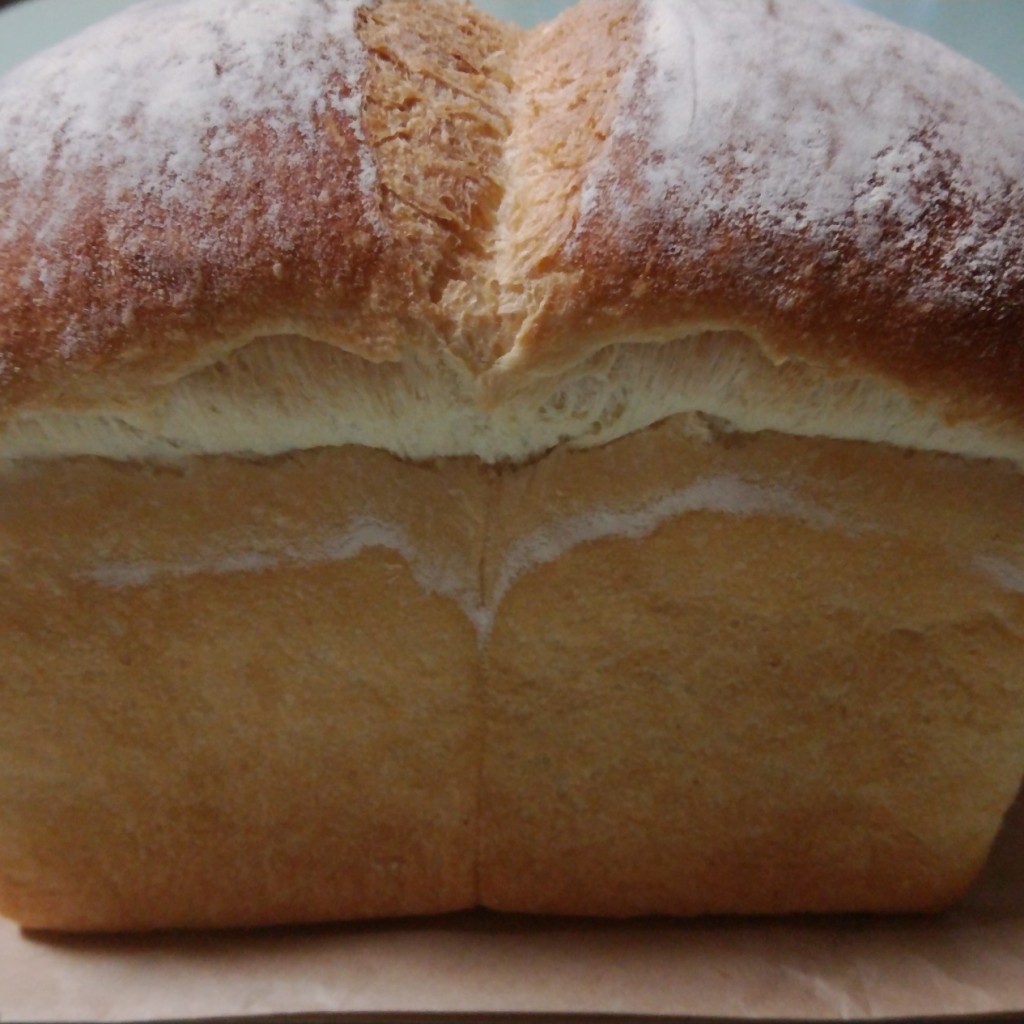 ユーザーが投稿した熊谷食パンの写真 - 実際訪問したユーザーが直接撮影して投稿した仲町ベーカリーアンデルセン 八木橋店の写真