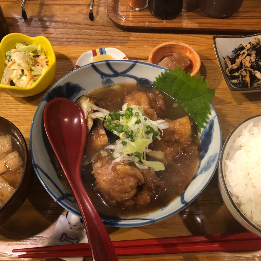 ユーザーが投稿した鶏と茄子のおろし煮定食の写真 - 実際訪問したユーザーが直接撮影して投稿した吉祥寺本町定食屋もがめ食堂の写真