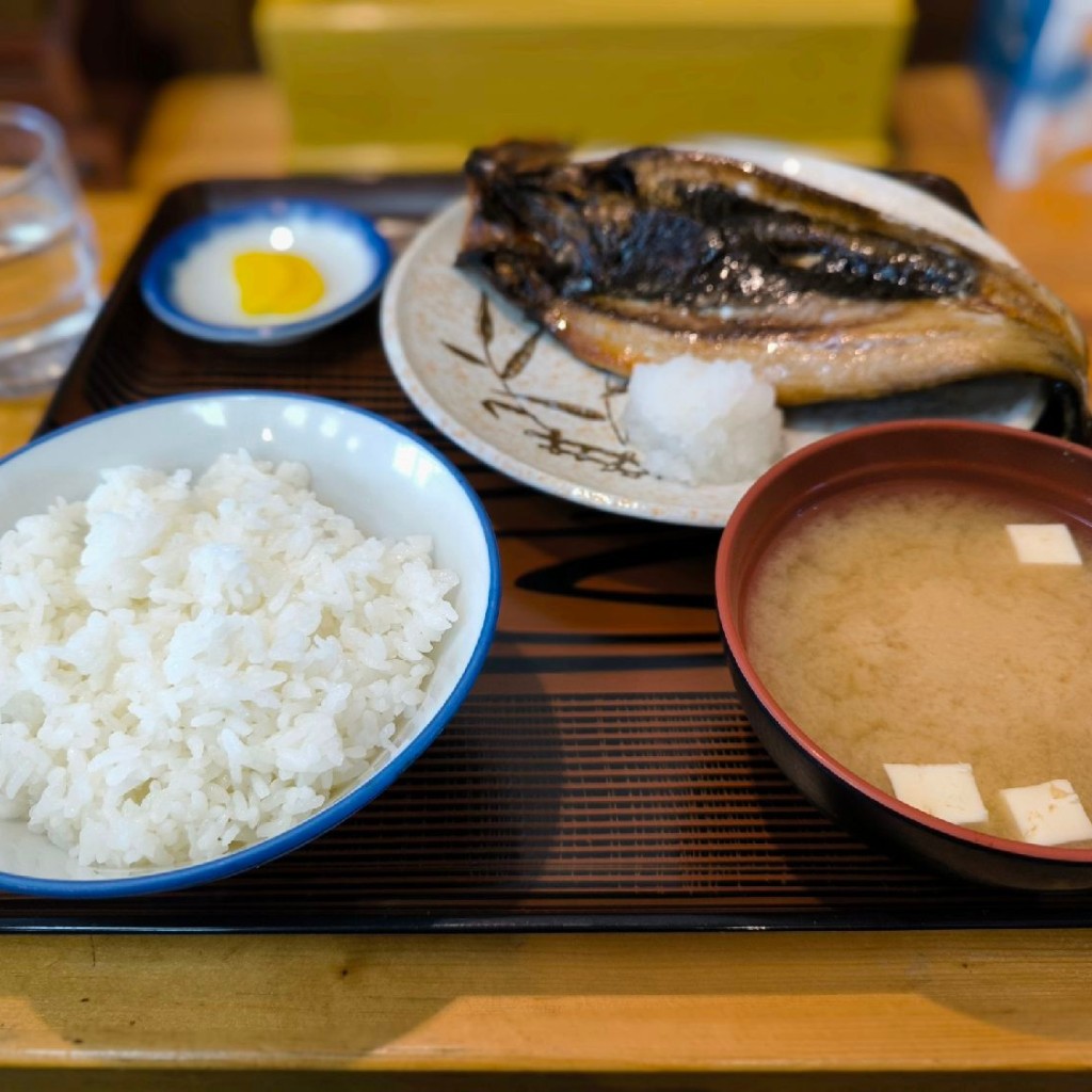 満腹六郎さんが投稿した北十条西魚介 / 海鮮料理のお店味の二幸/アジノニコウの写真