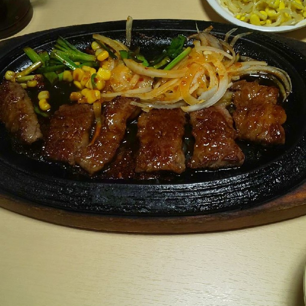 ユーザーが投稿した焼肉定食の写真 - 実際訪問したユーザーが直接撮影して投稿した中川韓国料理冷麺館 本店の写真