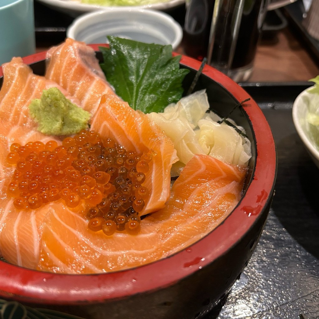 hikinikuさんが投稿した西五反田寿司のお店すし居酒屋まんげつ 五反田店/スシイザカヤマツゲツ ゴタンダテンの写真