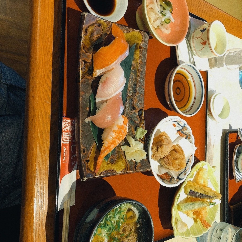 ユーザーが投稿したにぎり寿司御膳の写真 - 実際訪問したユーザーが直接撮影して投稿した美里町定食屋みほり峠 下松店の写真