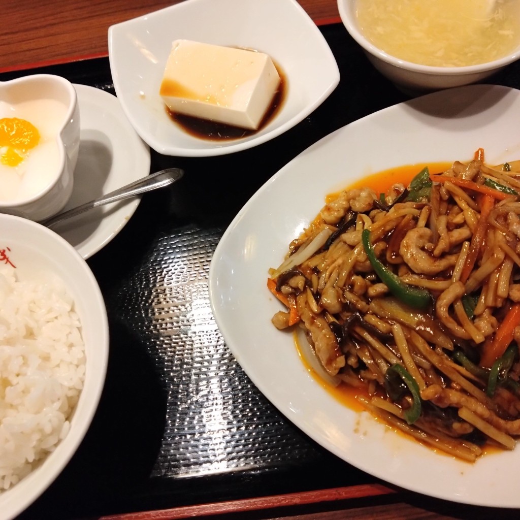 ユーザーが投稿した定食3の写真 - 実際訪問したユーザーが直接撮影して投稿した東品川台湾料理阿里城 品川シーサイドオーバルガーデン店の写真