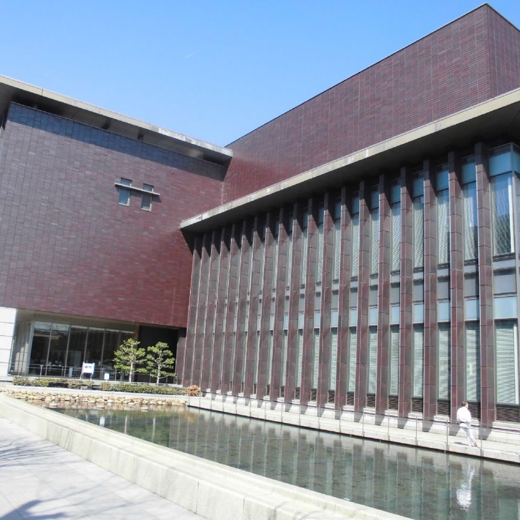 エル・カンターレさんが投稿した丸の内図書館のお店岡山県立図書館/オカヤマケンリツトショカンの写真