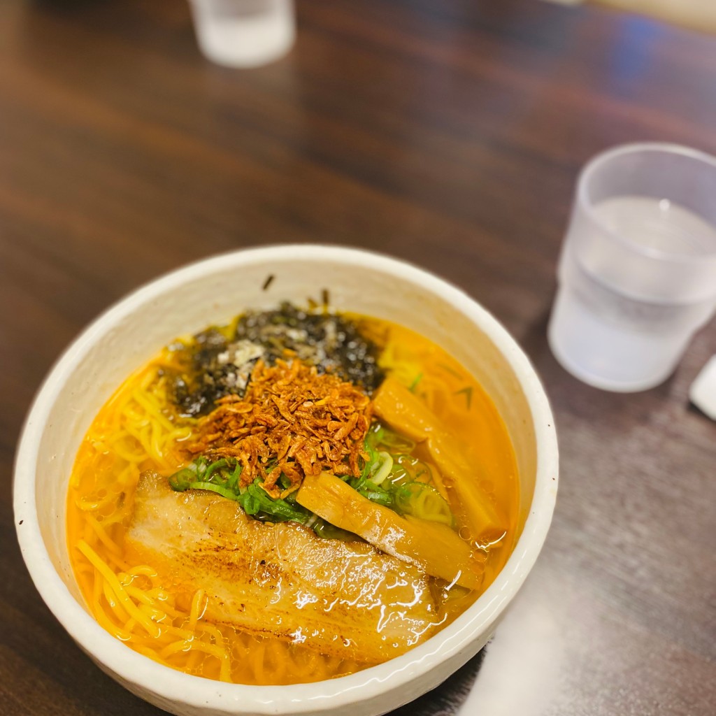 ユーザーが投稿したエビ塩ラーメンの写真 - 実際訪問したユーザーが直接撮影して投稿した西条ラーメン / つけ麺麺屋 やまひで 鈴鹿店の写真