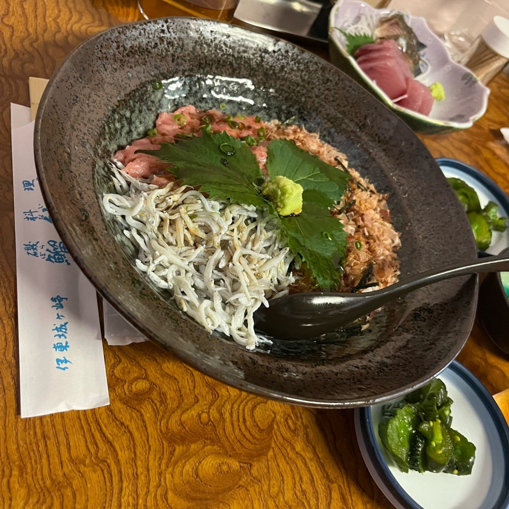 ユーザーが投稿したネギトロわさび丼の写真 - 実際訪問したユーザーが直接撮影して投稿した富戸魚介 / 海鮮料理食事処 ぼら納屋の写真
