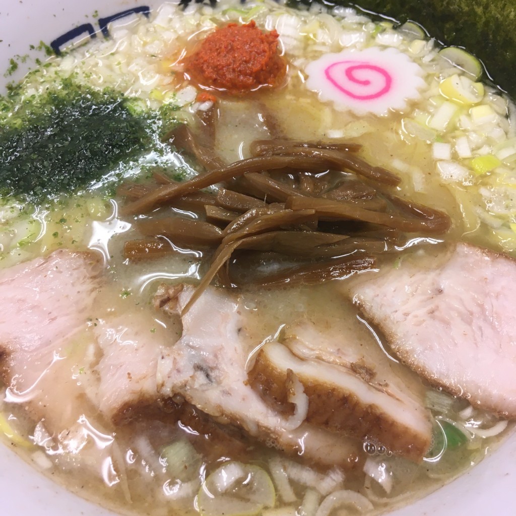 あえるさんが投稿した栄町ラーメン専門店のお店中華そば 馥/チュウカソバ カオルの写真