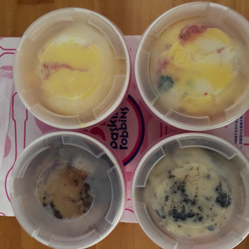 ユーザーが投稿したカップ ウィンターショートケーキの写真 - 実際訪問したユーザーが直接撮影して投稿した幸町アイスクリームサーティワンアイスクリーム イオン大村店の写真